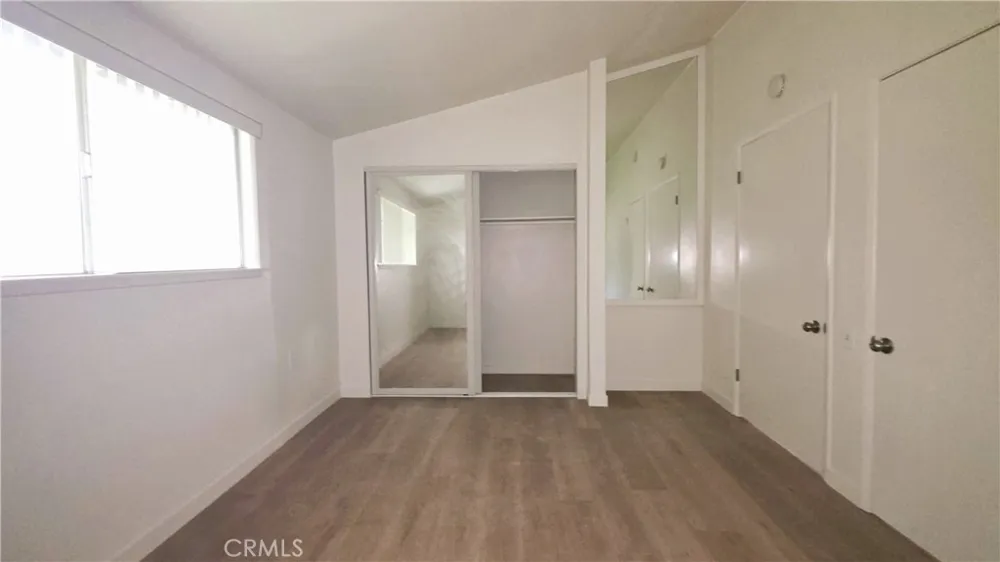 19364 Avenue Of The Oaks Newhall, CA 91321