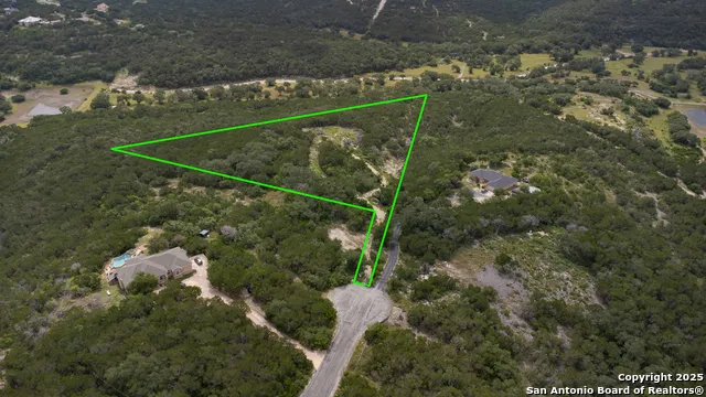 199 County Road 2733 Mico, TX 78056