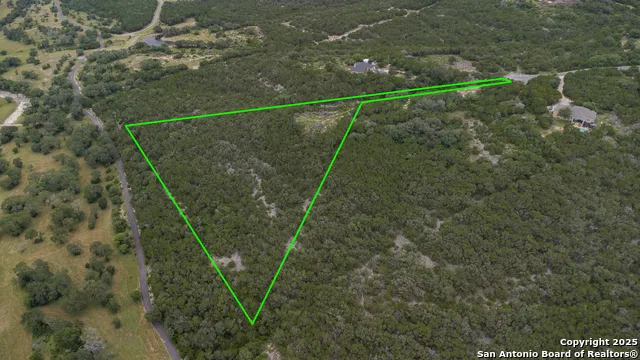 199 County Road 2733 Mico, TX 78056