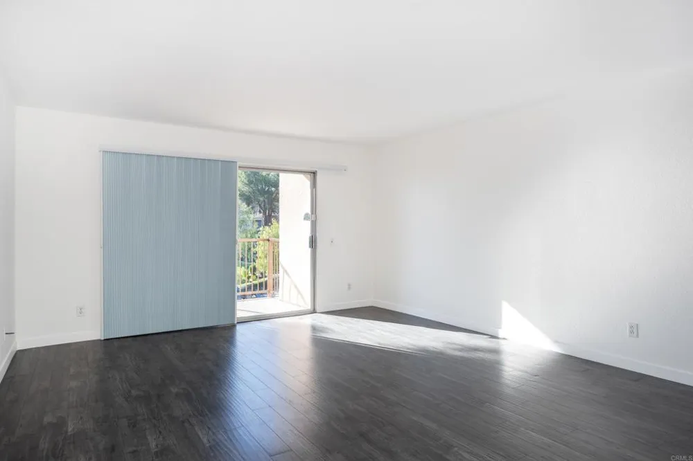 5700 Baltimore Drive #16 La Mesa, CA 91942