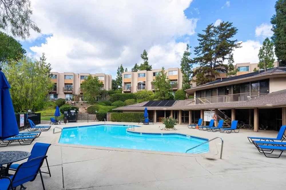5700 Baltimore Drive #16 La Mesa, CA 91942
