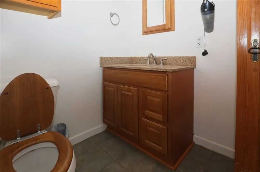 6537 E Highway 20 Lucerne, CA 95458