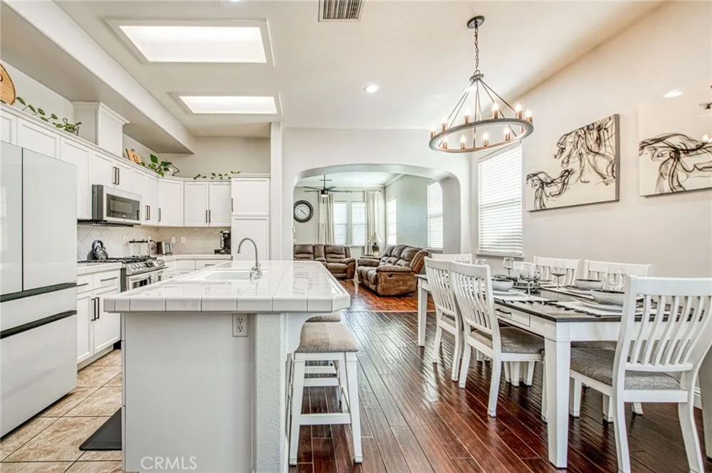 3683 W Black Walnut Fresno, CA 93711