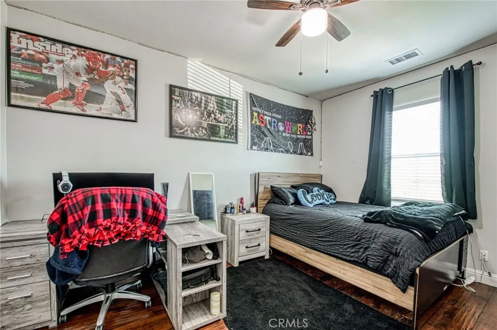 3683 W Black Walnut Fresno, CA 93711