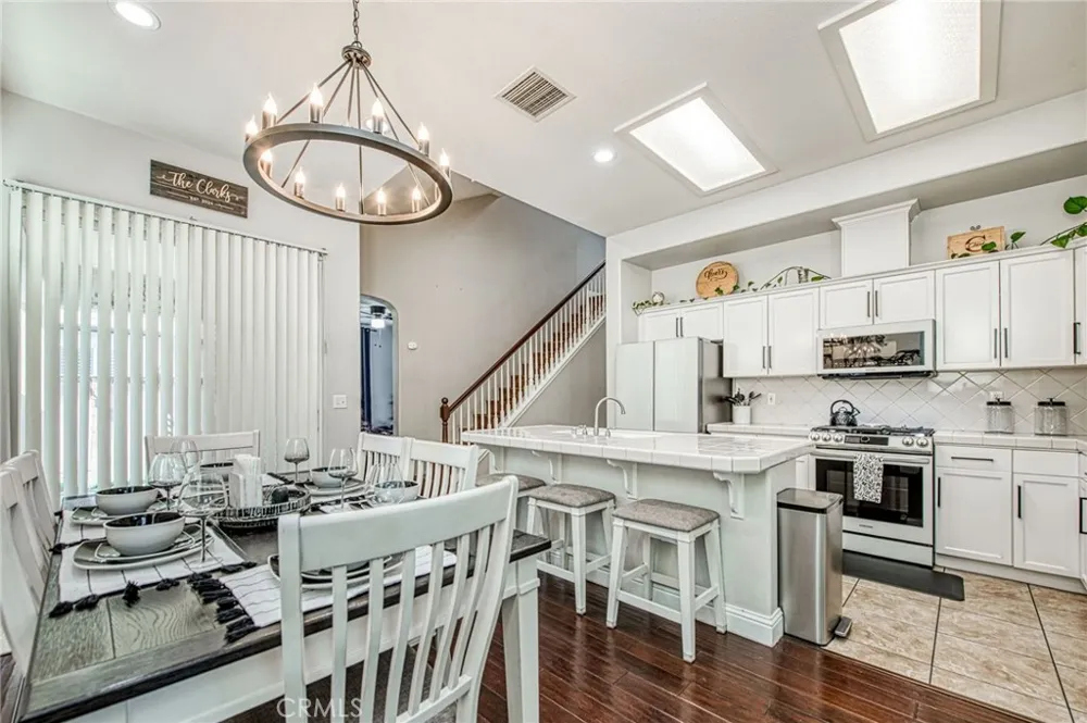 3683 W Black Walnut Fresno, CA 93711