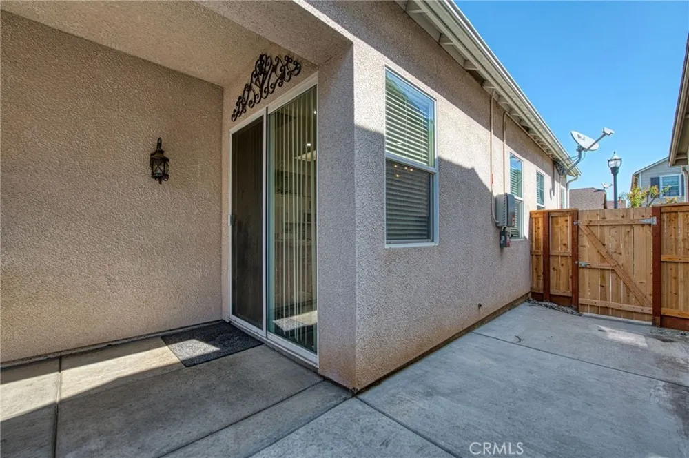 3683 W Black Walnut Fresno, CA 93711