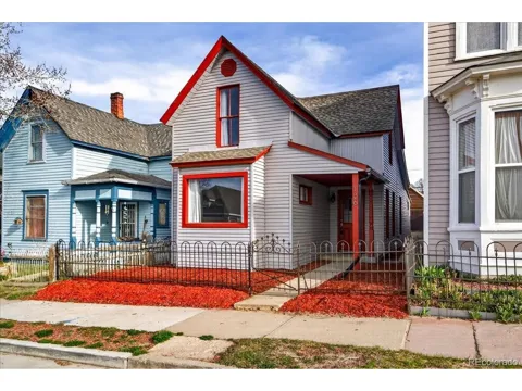 136 W 6th Street