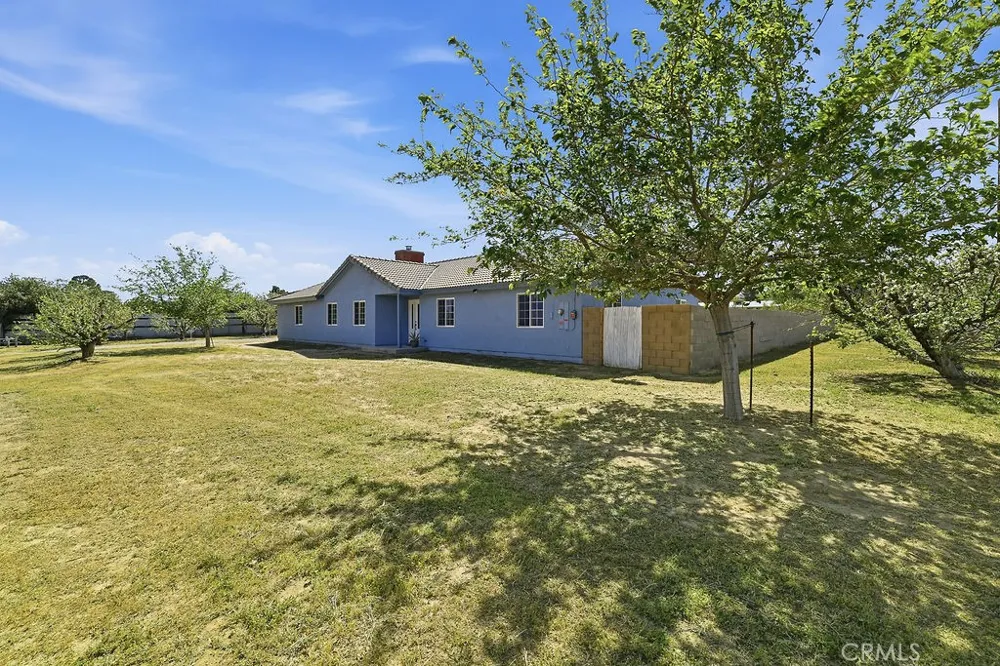 7624 E Avenue U Littlerock, CA 93543