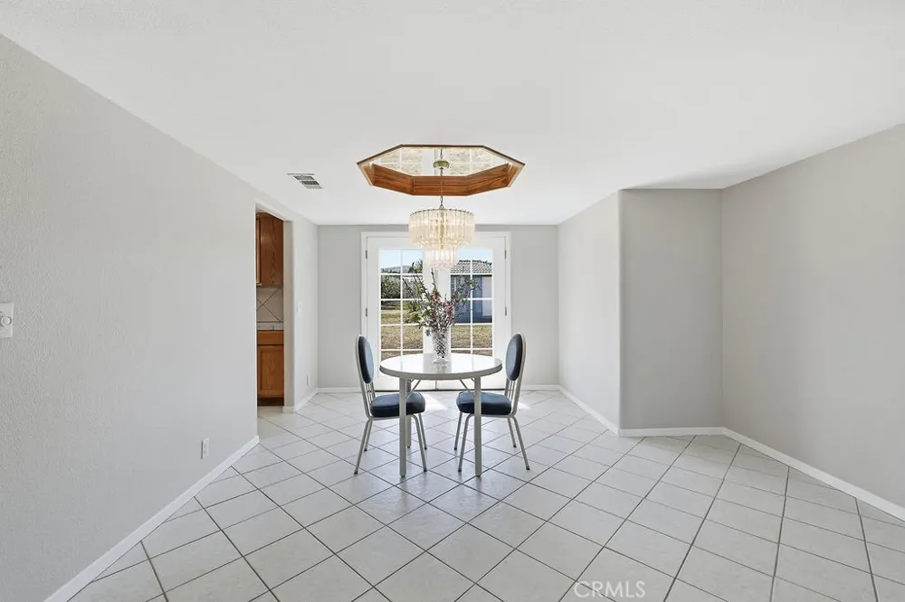 7624 E Avenue U Littlerock, CA 93543