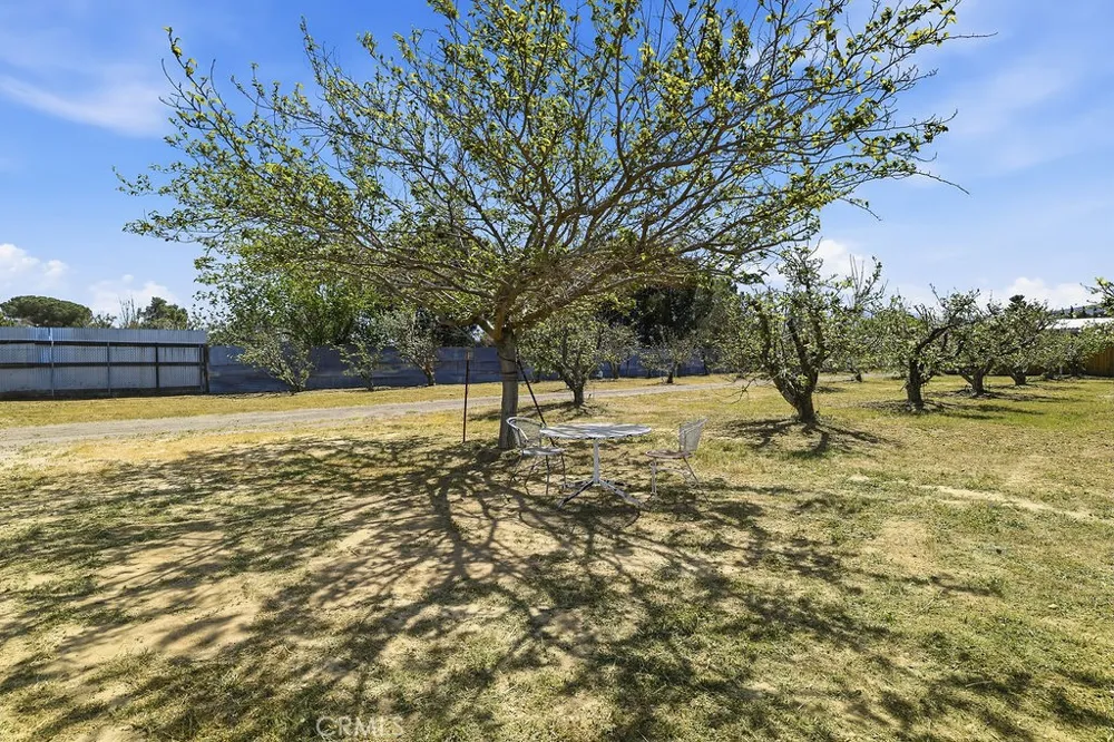 7624 E Avenue U Littlerock, CA 93543