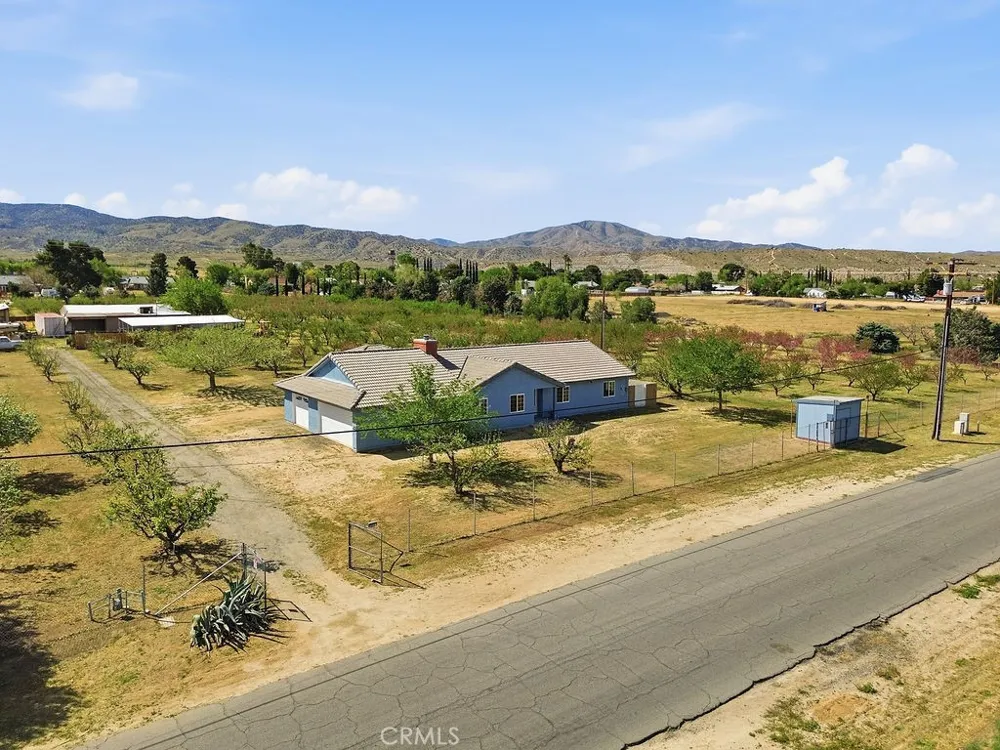 7624 E Avenue U Littlerock, CA 93543