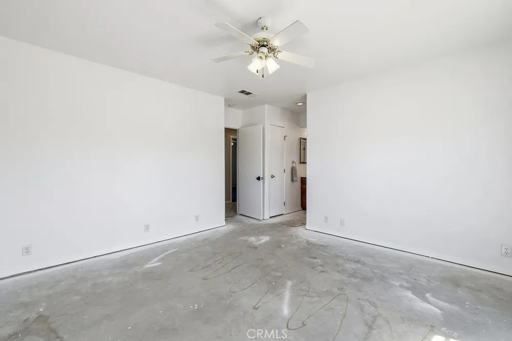 7624 E Avenue U Littlerock, CA 93543