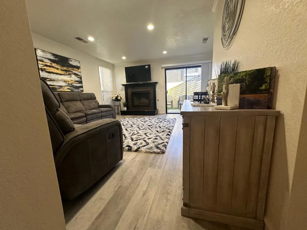 1067 Padre Drive #1 Salinas, CA 93901
