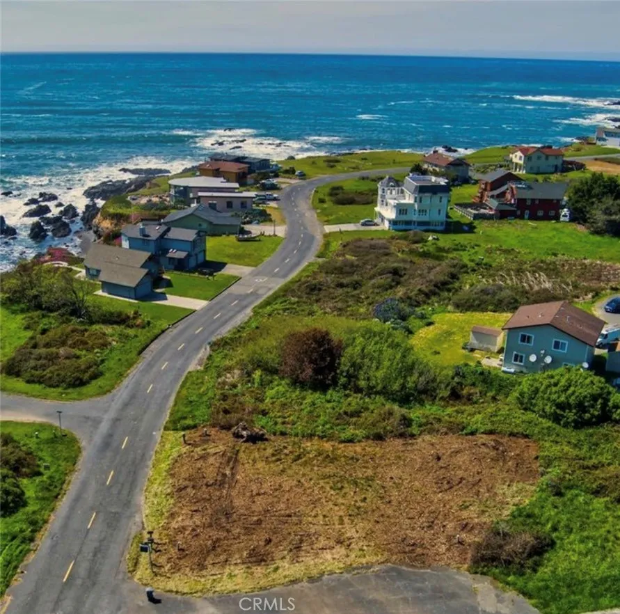 974 Lower Pacific Shelter Cove, CA 95589