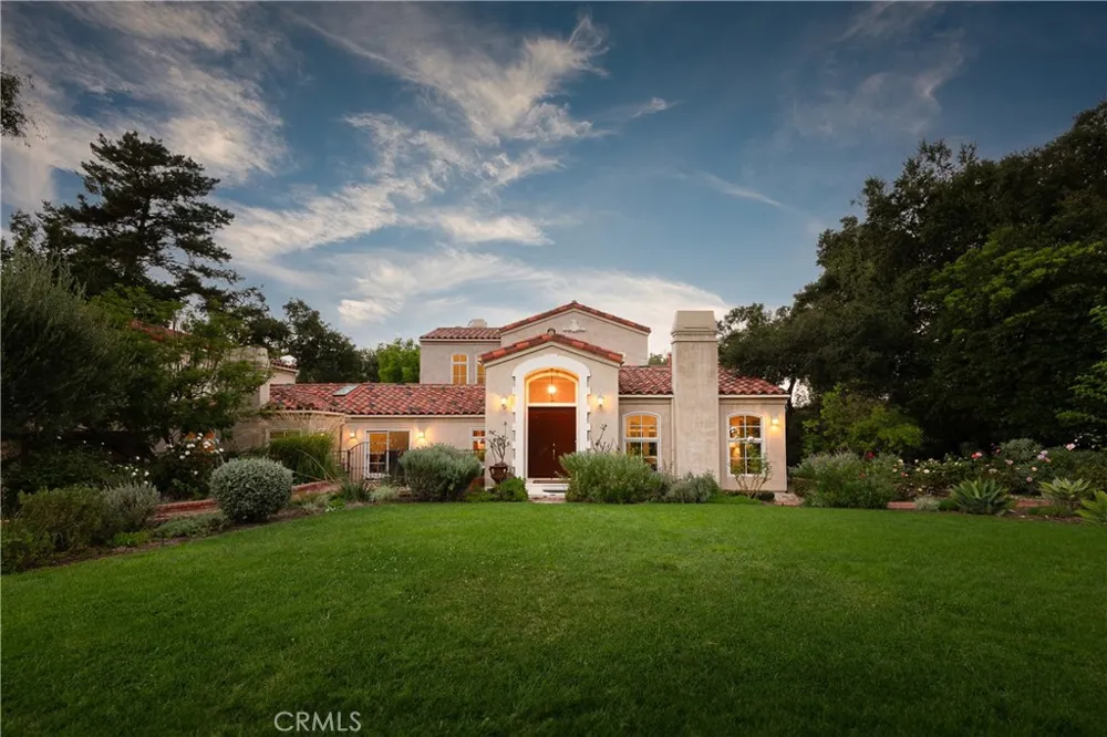 21149 Entrada Road Topanga, CA 90290