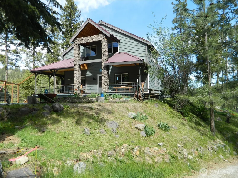 46 Little Bear Lane Tonasket, WA 98855