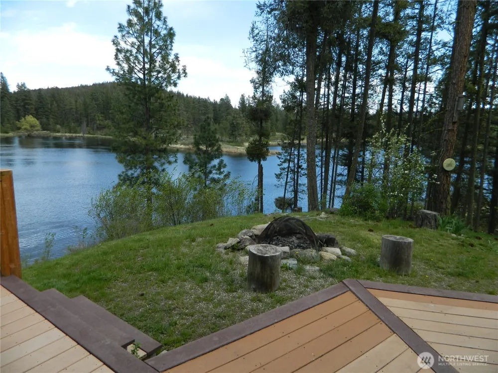 46 Little Bear Lane Tonasket, WA 98855