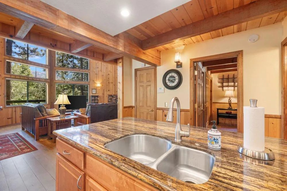 53600 Rocky Way Idyllwild, CA 92549