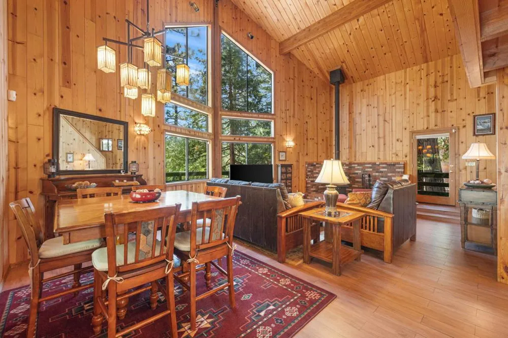 53600 Rocky Way Idyllwild, CA 92549