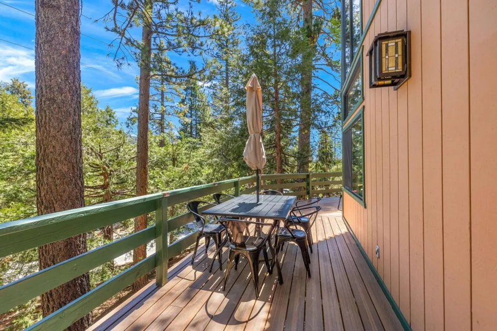 53600 Rocky Way Idyllwild, CA 92549
