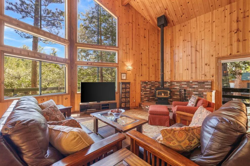53600 Rocky Way Idyllwild, CA 92549