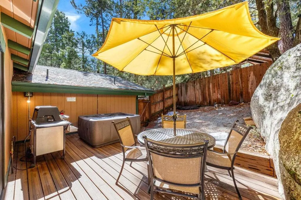 53600 Rocky Way Idyllwild, CA 92549