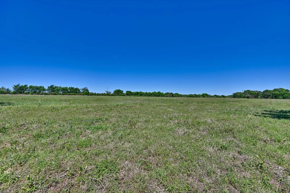 32 Fm 3371 Groesbeck, TX 76642