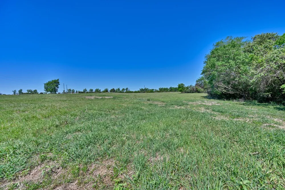 32 Fm 3371 Groesbeck, TX 76642