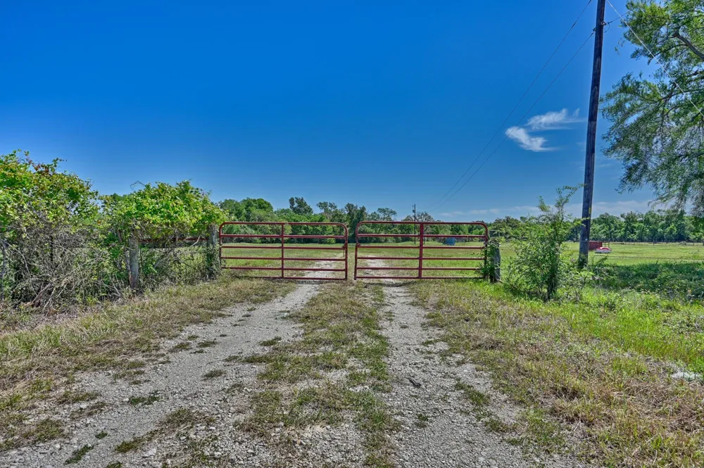 32 Fm 3371 Groesbeck, TX 76642