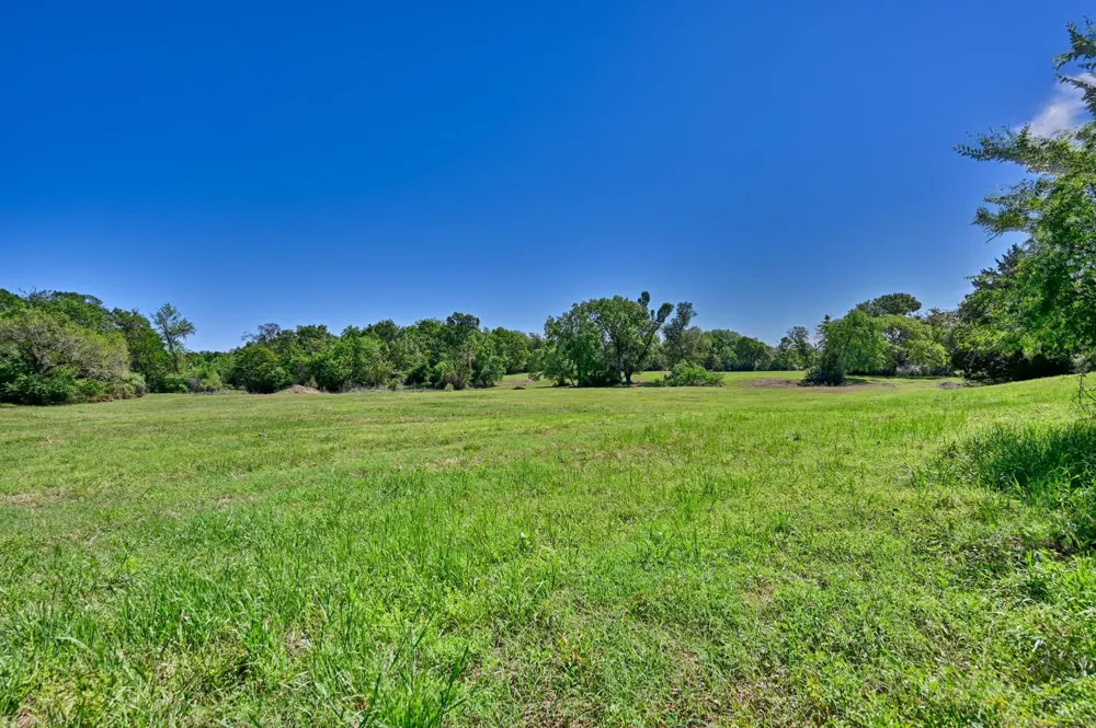 32 Fm 3371 Groesbeck, TX 76642
