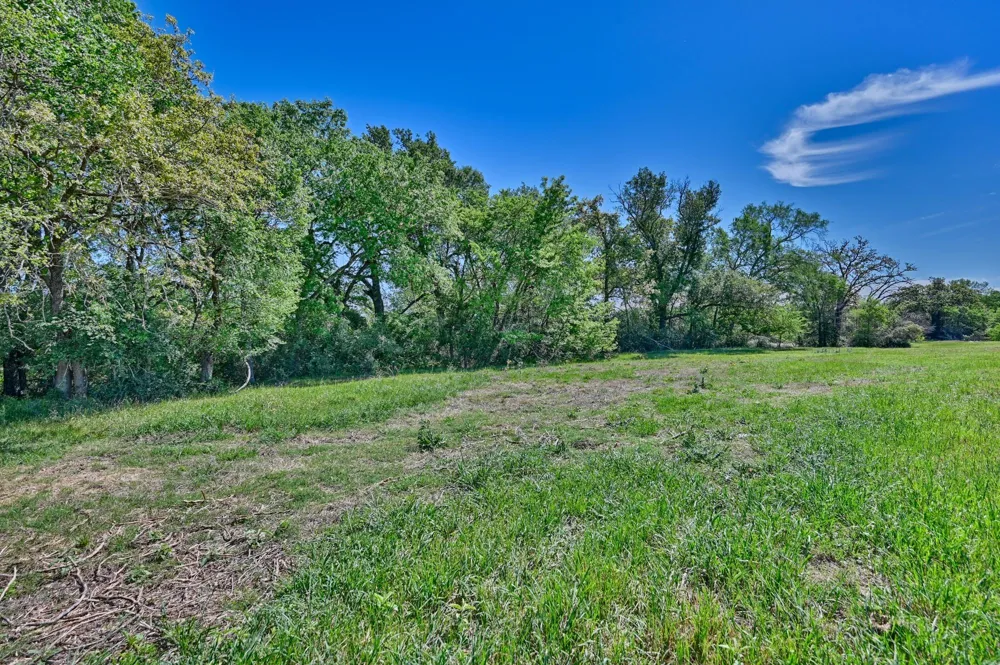32 Fm 3371 Groesbeck, TX 76642