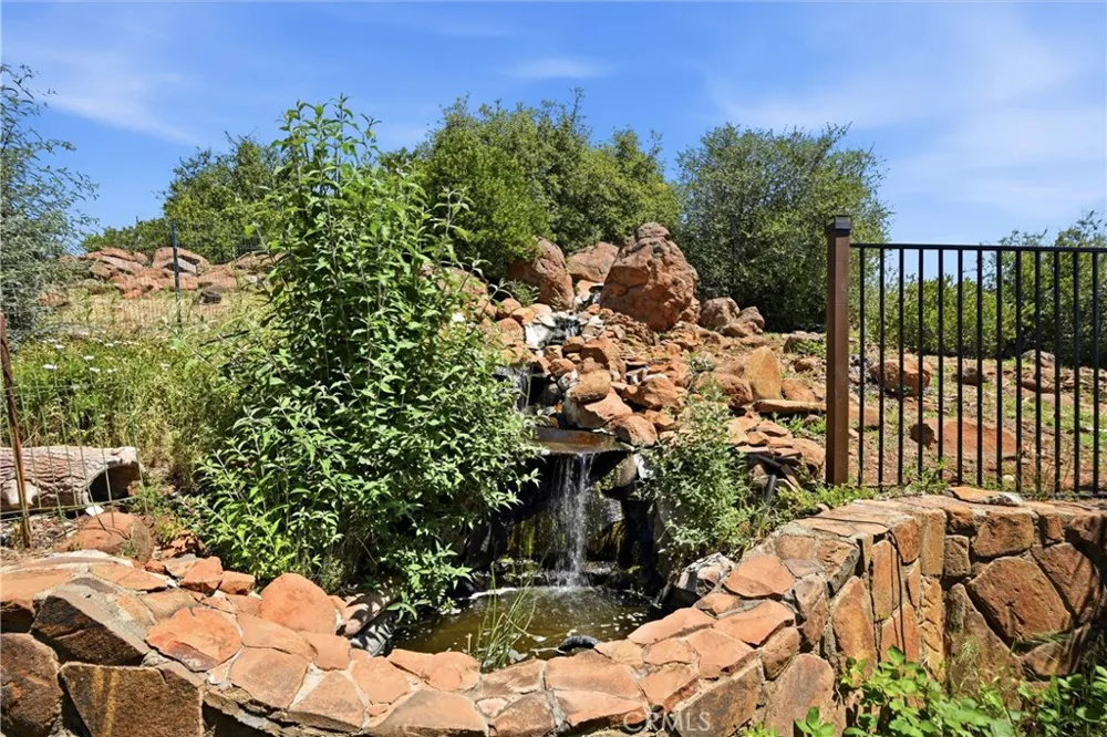 20069 Honey Hill Hidden Valley Lake, CA 95467