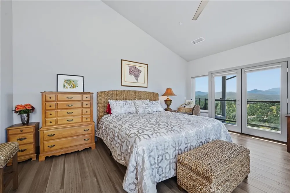 20069 Honey Hill Hidden Valley Lake, CA 95467