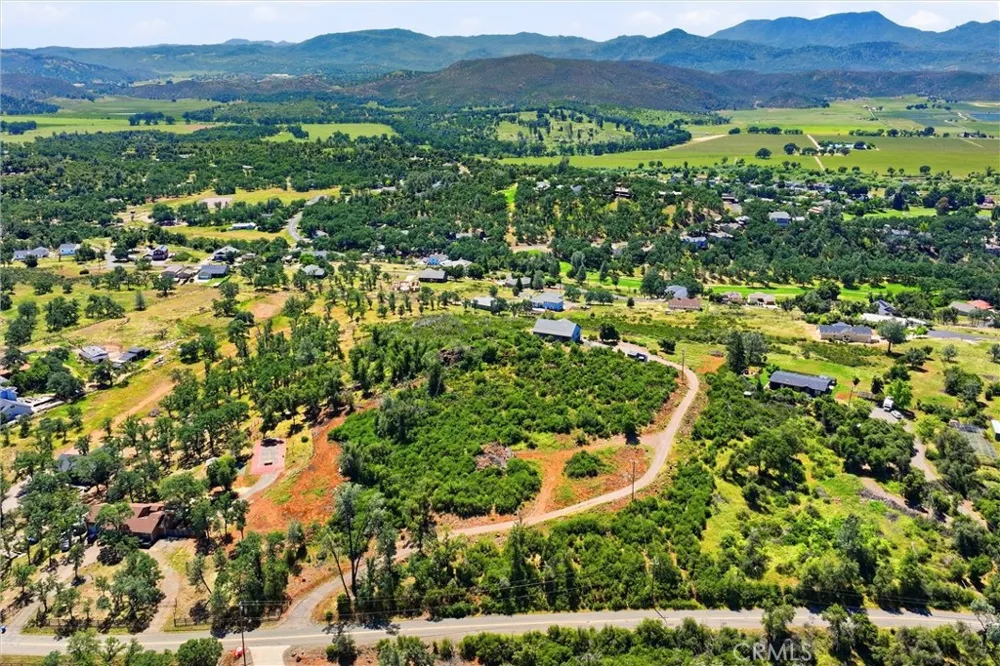 20069 Honey Hill Hidden Valley Lake, CA 95467