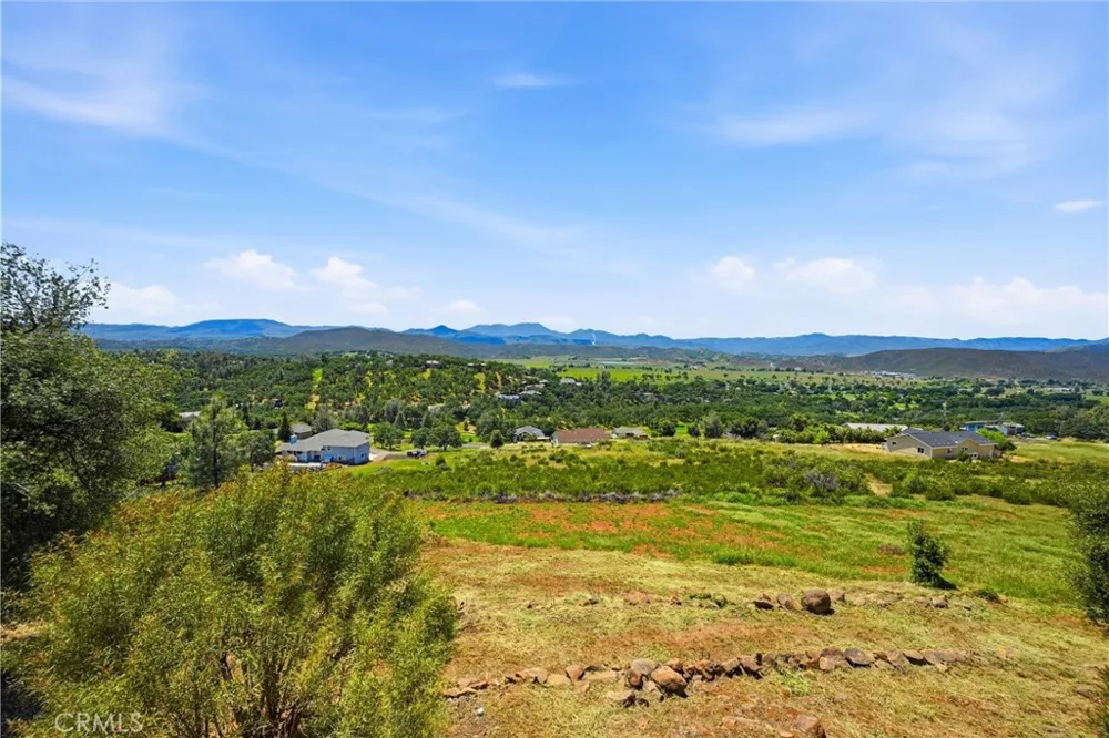 20069 Honey Hill Hidden Valley Lake, CA 95467