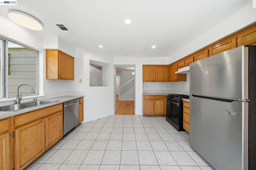 227 Clearpointe Drive Vallejo, CA 94591