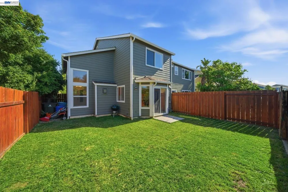 227 Clearpointe Drive Vallejo, CA 94591