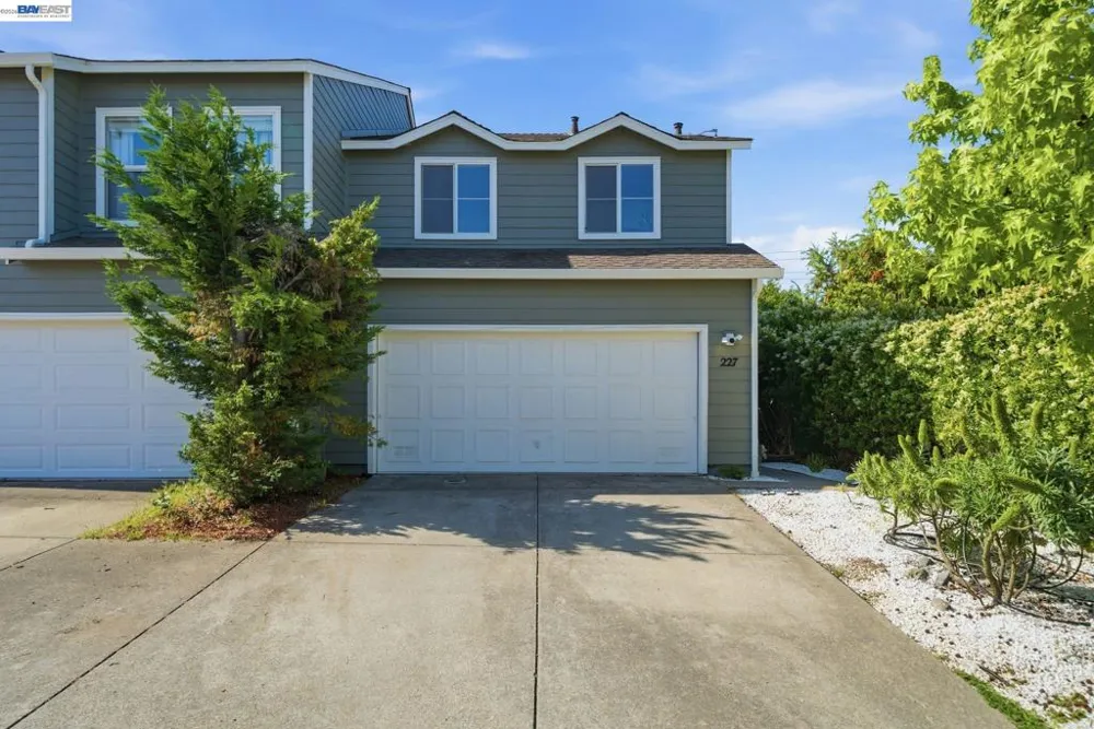 227 Clearpointe Drive Vallejo, CA 94591