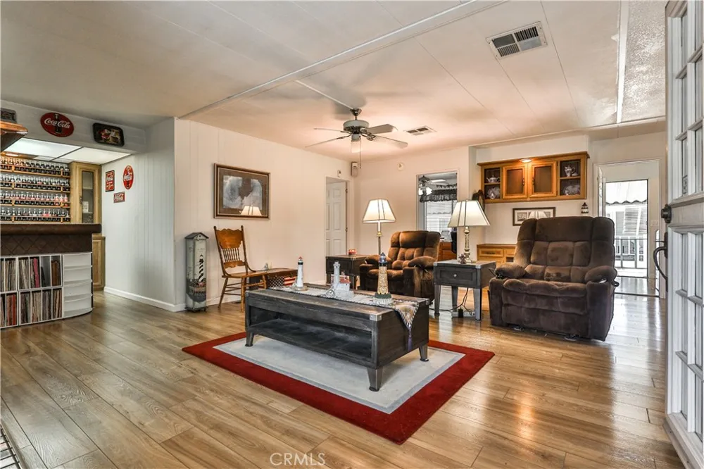 929 E Foothill Boulevard #52 Upland, CA 91786