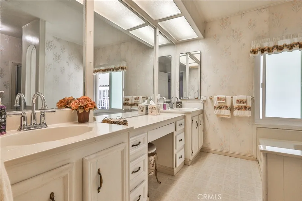 929 E Foothill Boulevard #52 Upland, CA 91786