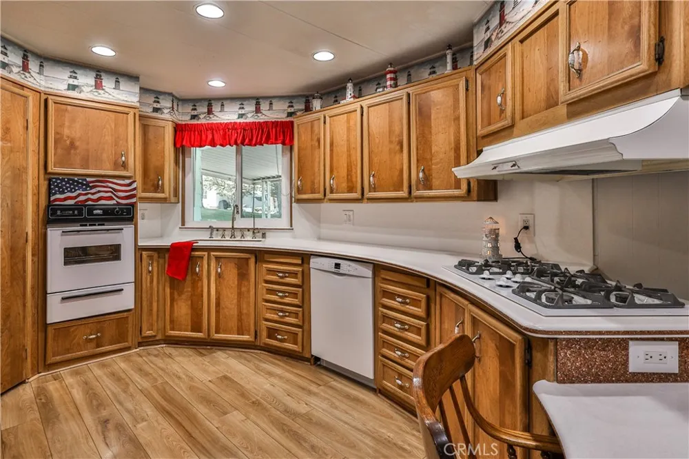 929 E Foothill Boulevard #52 Upland, CA 91786