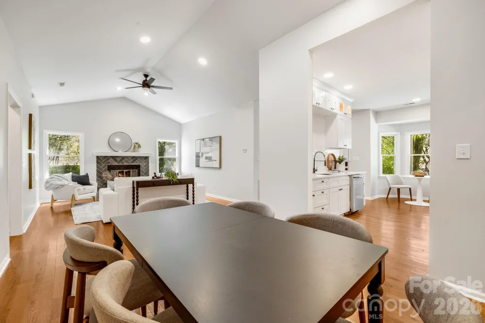 132 Fox Cross Drive Brevard, NC 28712