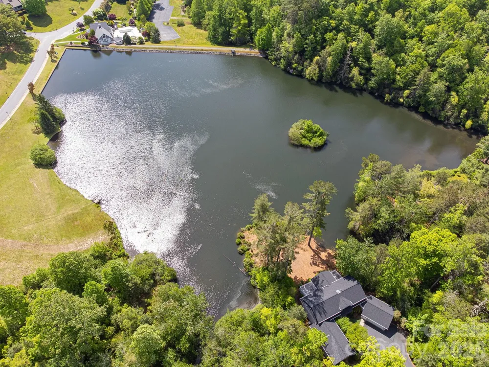 132 Fox Cross Drive Brevard, NC 28712