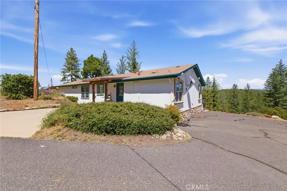 21552 Sprague W Groveland, CA 95321