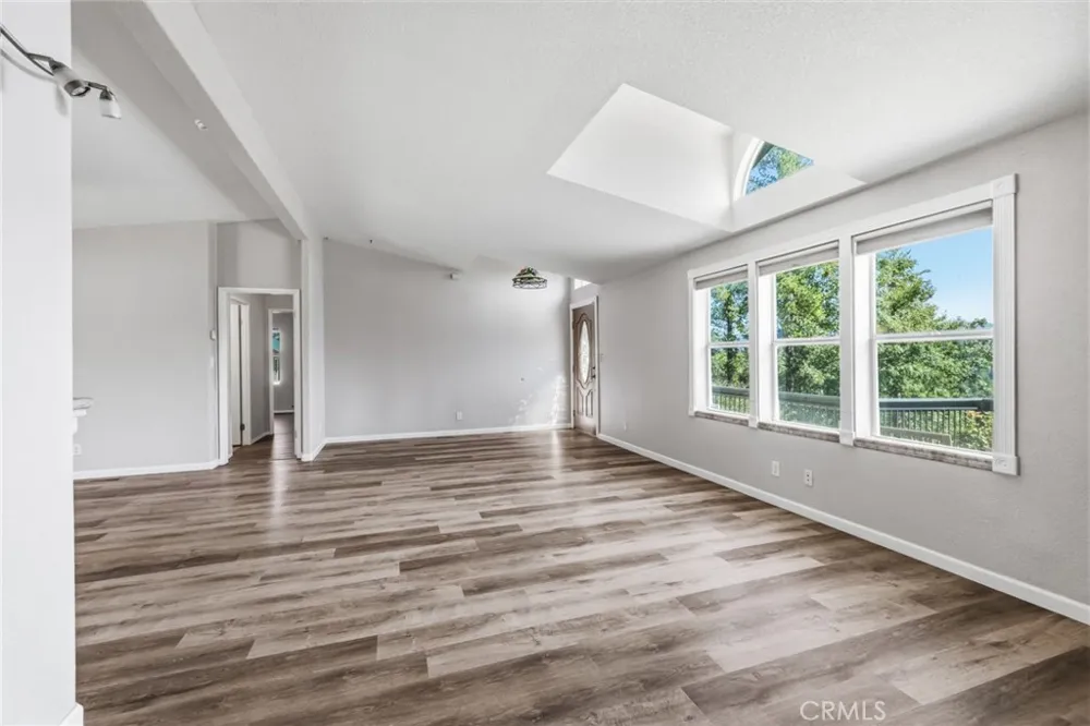 21552 Sprague W Groveland, CA 95321