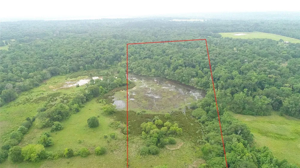 12789 E County Road 112 Centerville, TX 75833
