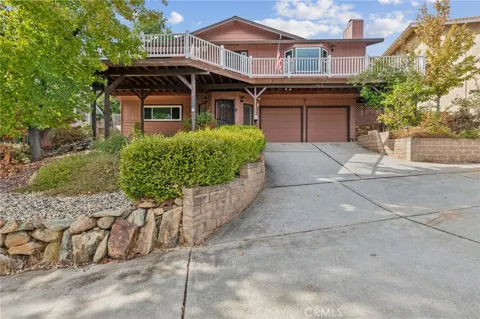 5416 Royal Oaks Drive