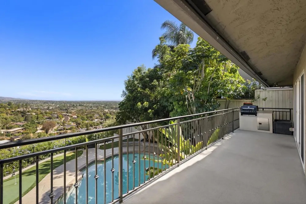 6387 Dwane Ave San Diego, CA 92120