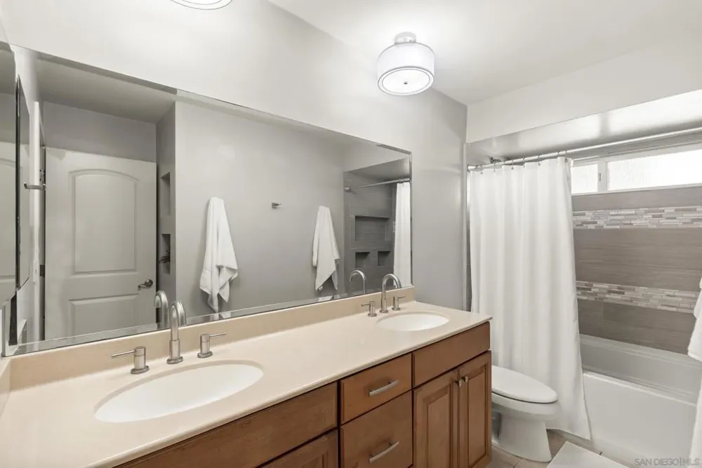 6387 Dwane Ave San Diego, CA 92120