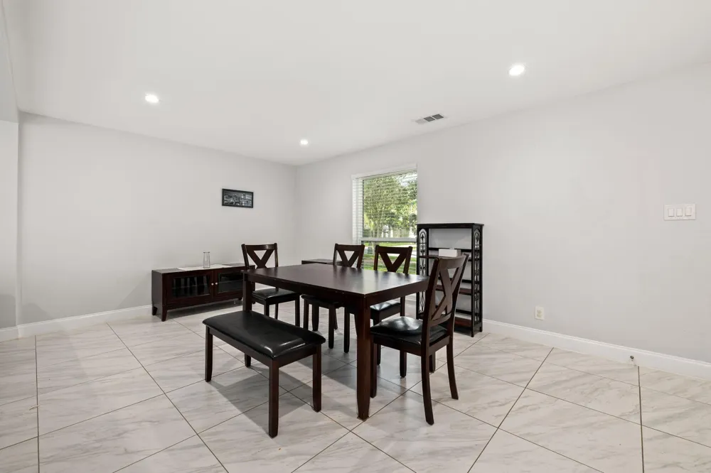 2114 Briargreen Drive Houston, TX 77077